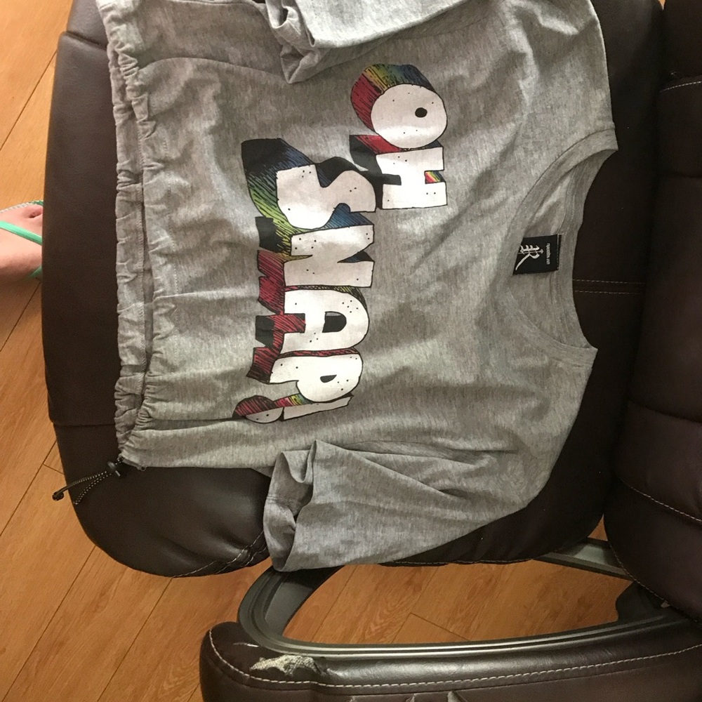 Gray Crop top with 'Oh Snap' Design